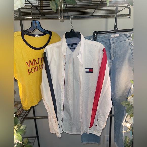 Crop, loft jeans, Tommy button up - Picture 3 of 5